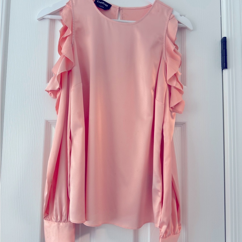 NWOT Bebe top, gorgeous and silky